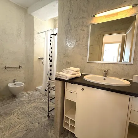 Apartment Casa Uva, Sul Porto Di *
