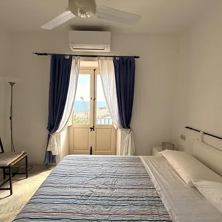Casa Uva, Sul Porto Di