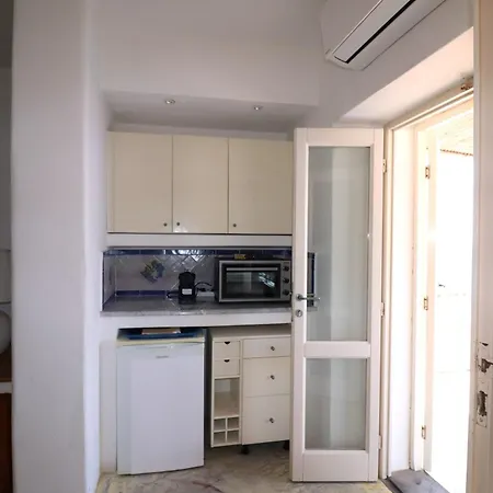 Casa Uva, Sul Porto Di מאלפה
